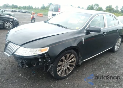 2010 Lincoln Mks Ecoboost z USA, uszkodzony, nr VIN 1LNHL9FT3AG611080